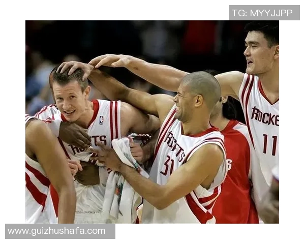 姚明带领火箭对抗开拓者季后赛的精彩瞬间与历史回顾