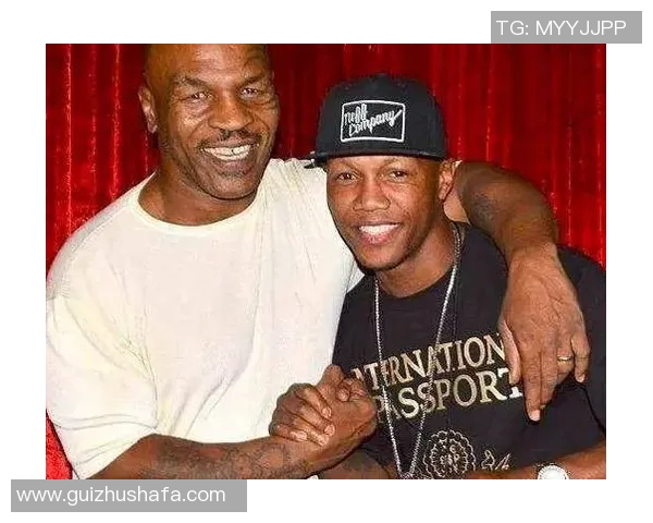 泰森与安东尼巅峰对决谁能称霸拳坛历史的传奇之战