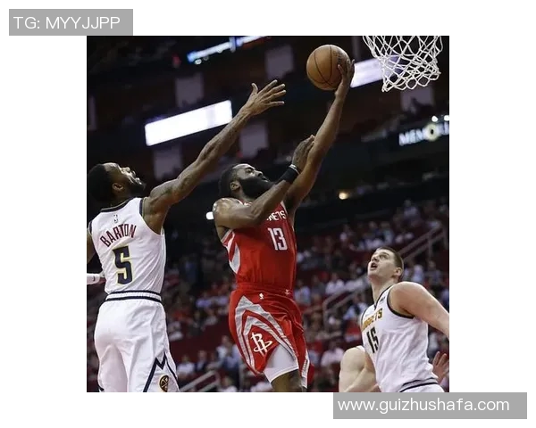 火箭队与勇士队激战正酣精彩赛事直播全程回顾与分析