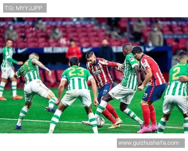 马德里竞技与曼联历史交锋记录分析及比赛精彩瞬间回顾 马德里竞技与曼联历史交锋记录分析及比赛精彩瞬间回顾