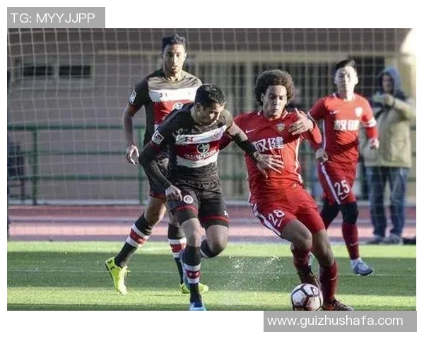 圣保利迎战天津权健双方实力对决期待精彩比赛瞬间 圣保利迎战天津权健双方实力对决期待精彩比赛瞬间