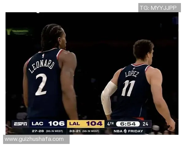 湖人对决快船激战正酣NBA洛城德比精彩回顾与分析