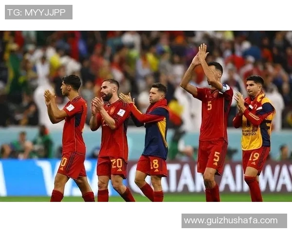 西班牙与摩洛哥下半场激战回顾精彩瞬间与战术分析