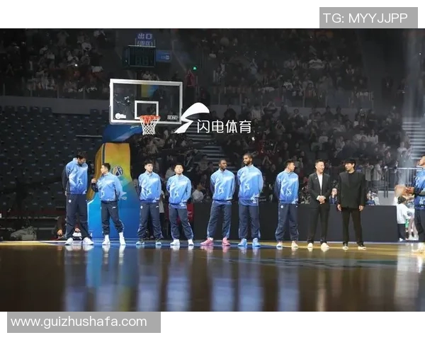 陈林坚的成长之路与职业生涯探索：从青涩少年到篮球场上的闪耀明星