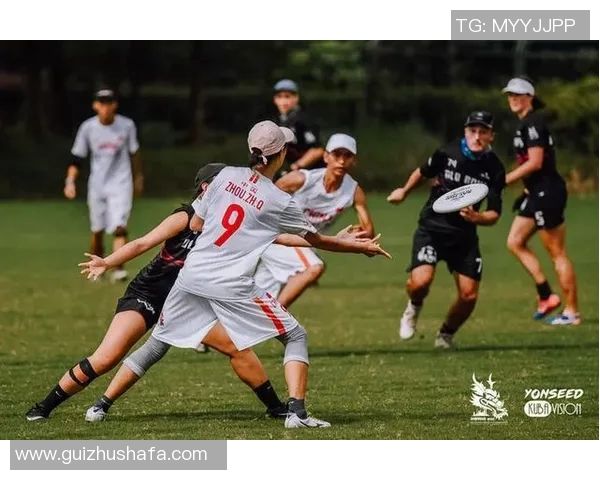 南京飞盘队在全国飞盘速度排行榜中荣获第八名的佳绩引发关注