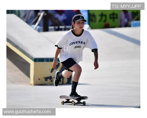 深圳极限运动队在滑板精英赛中的辉煌突破与成长历程回顾